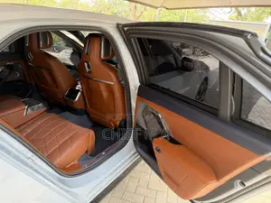BMW 7 Series 760i xDrive AWD 2023 Gray