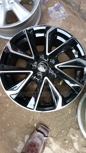Original Brand New Alloyed Wheel and Tyres