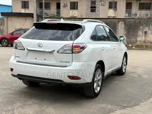Lexus RX 350 FWD 2012 White