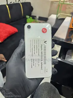 Apple iPhone XR 64 GB White