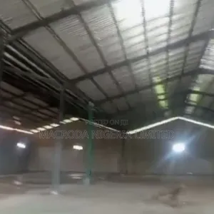 Warehouse for Lease