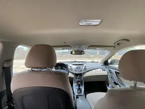 Hyundai Elantra 2014 Gold