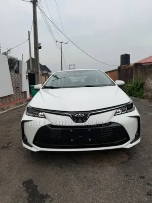 Toyota Corolla Hybrid SE 2025 White