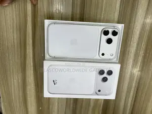 New Apple iPhone 17 Pro Max 256 GB Silver
