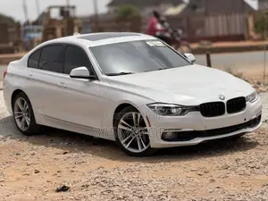 BMW 330i 2017 White