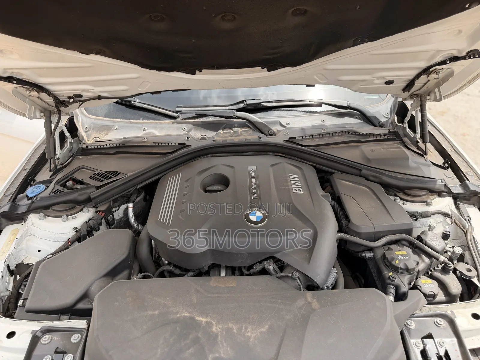 BMW 330i 2017 White