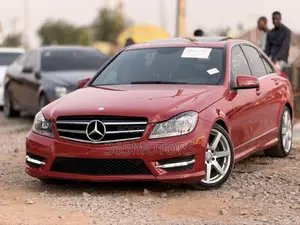 Mercedes-Benz C300 2014 Red