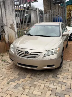 Toyota Camry LE 4dr Sedan (2.4L 4cyl 5A) 2008 Gold