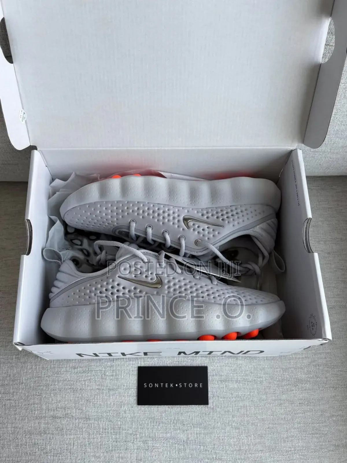 The Nike Mind Gray Color Sneakers