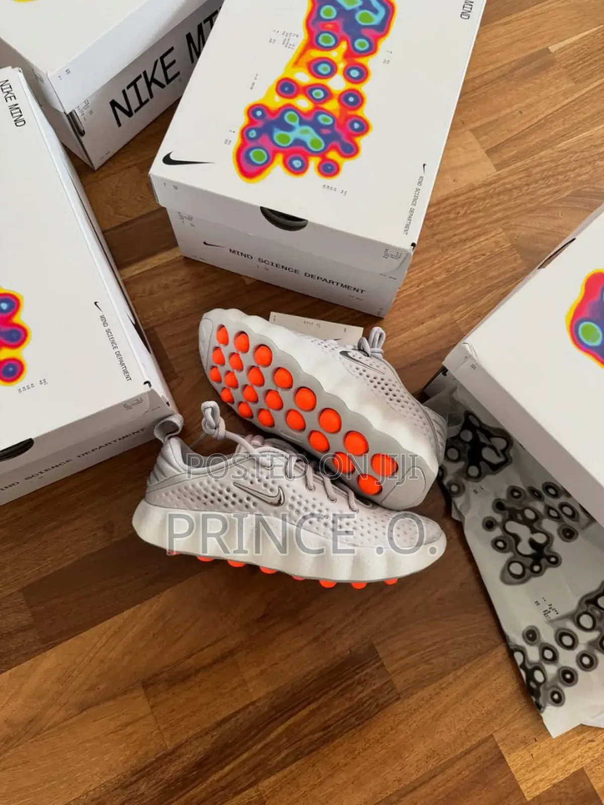 The Nike Mind Gray Color Sneakers