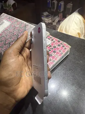 Apple iPhone 16 128 GB White