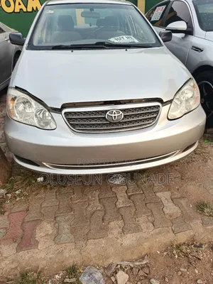 Toyota Corolla LE 2004 Silver