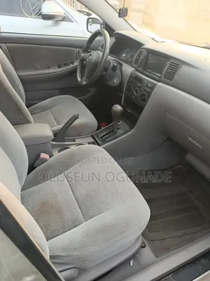 Toyota Corolla LE 2004 Silver