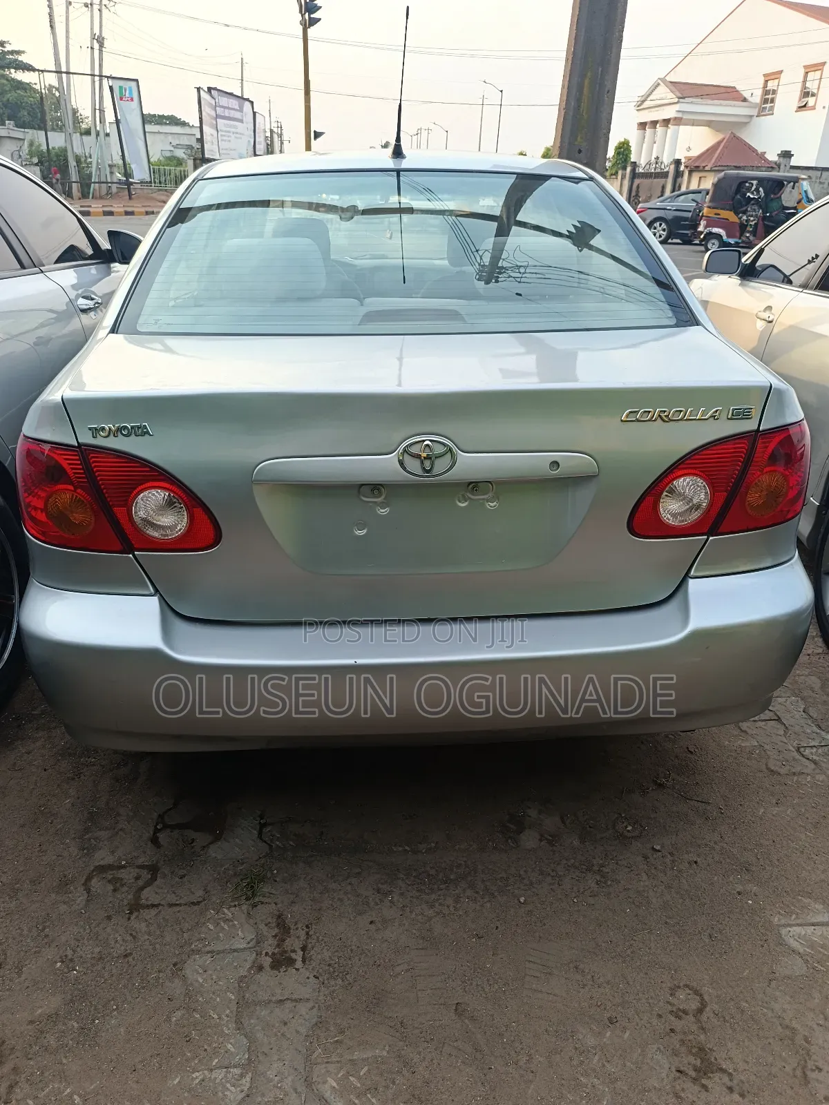 Toyota Corolla LE 2004 Silver