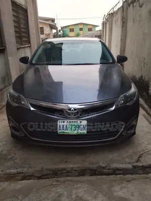 Toyota Avalon XLE 4dr Sedan (3.5L 6cyl 6A) 2014 Gray