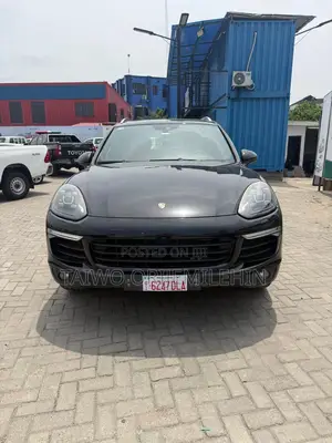 Porsche Cayenne 2015 Black
