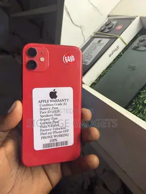 Apple iPhone 11 64 GB Red