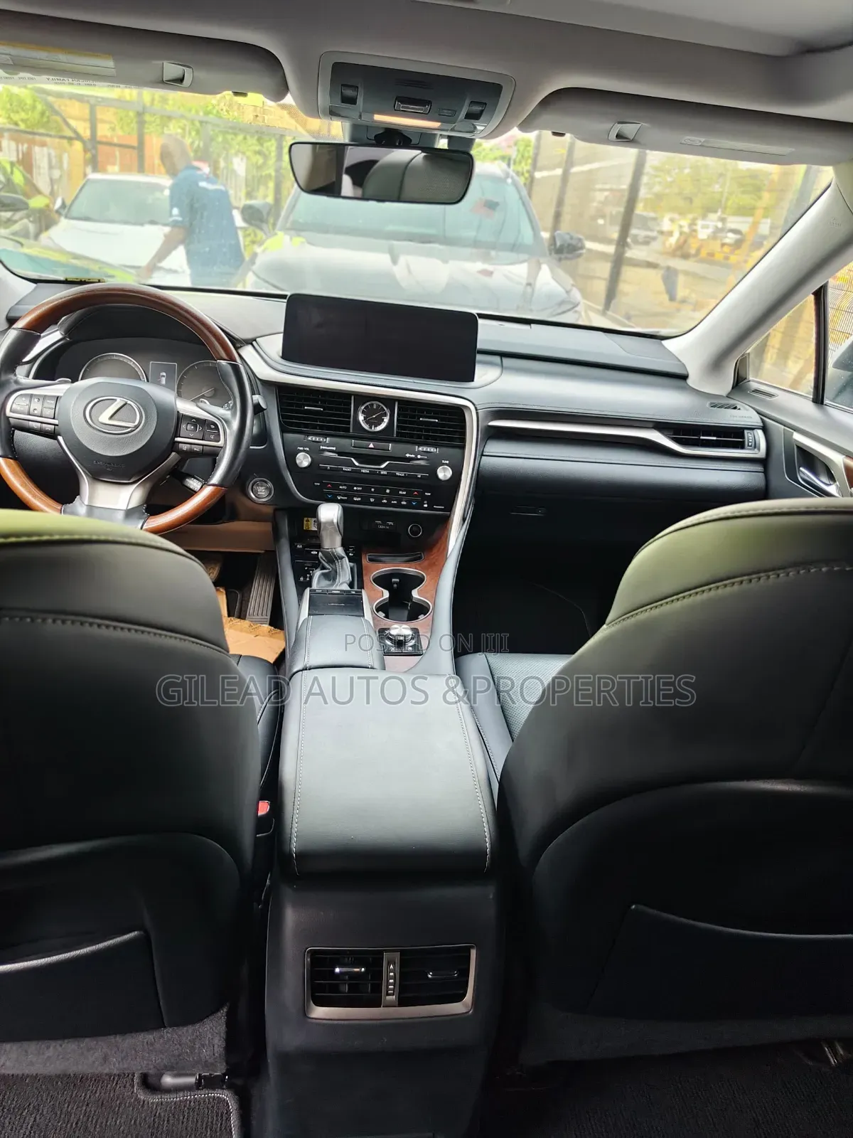 Lexus RX 350L 4WD 2021 White