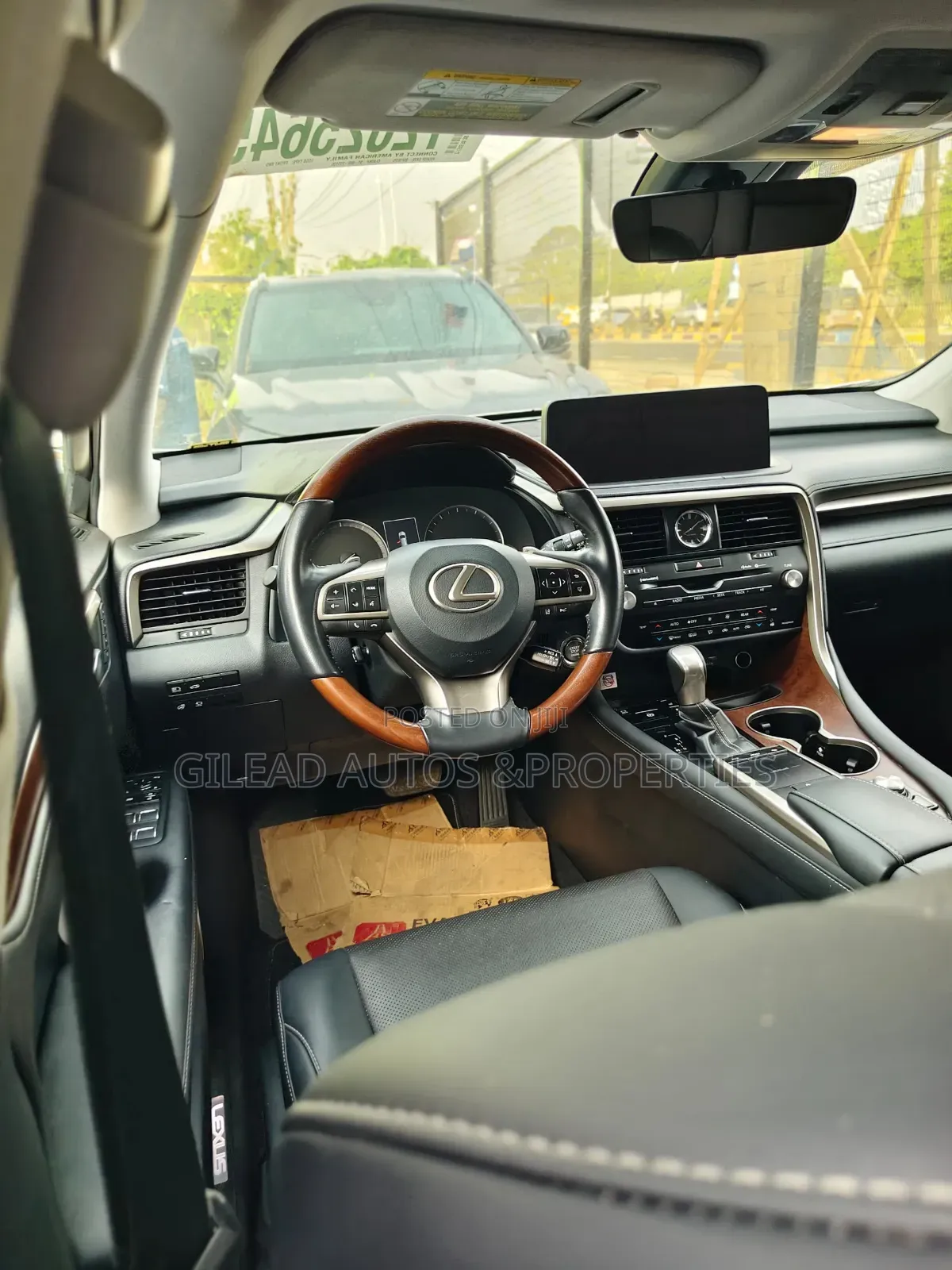 Lexus RX 350L 4WD 2021 White