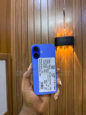 Apple iPhone 16 128 GB Blue