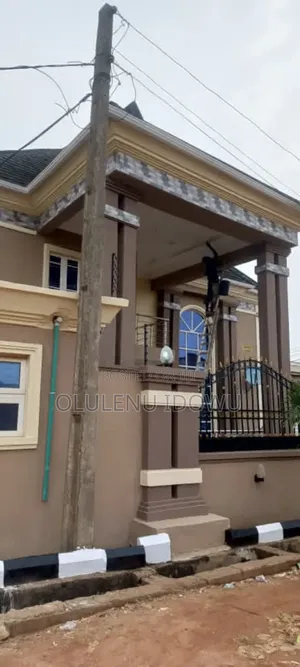 Furnished 5bdrm Duplex in Mercy Land Estate, Governors Road for sale