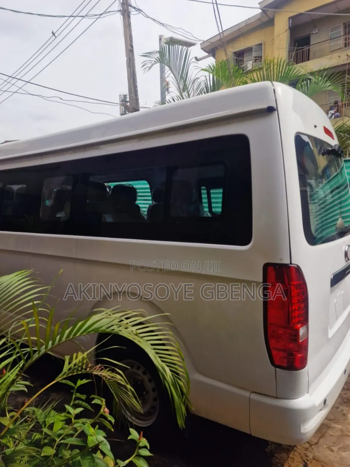 New Yutong VIP Bus 2025 White