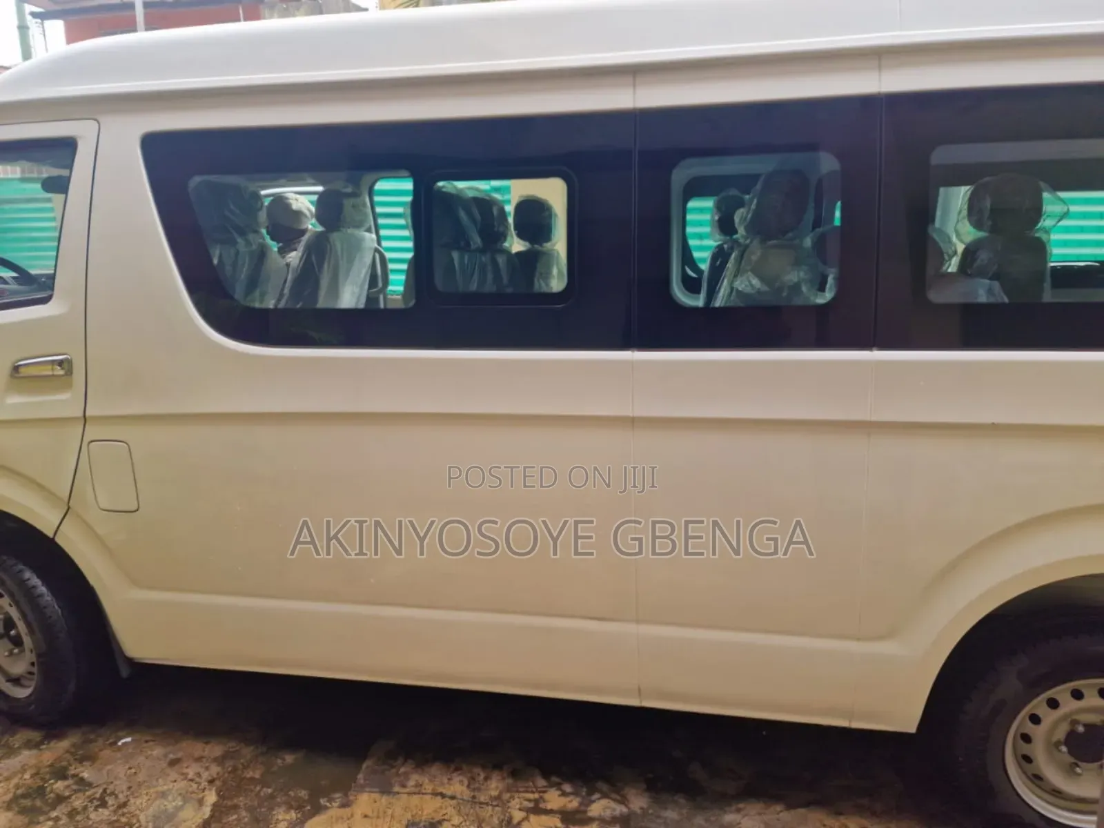 New Yutong VIP Bus 2025 White