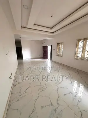 5bdrm Maisonette in Idu Industrial for rent