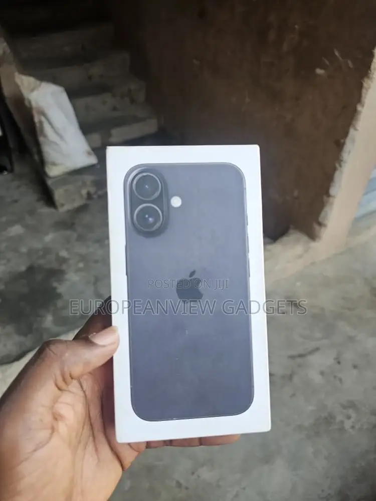 New Apple iPhone 16 128 GB Black
