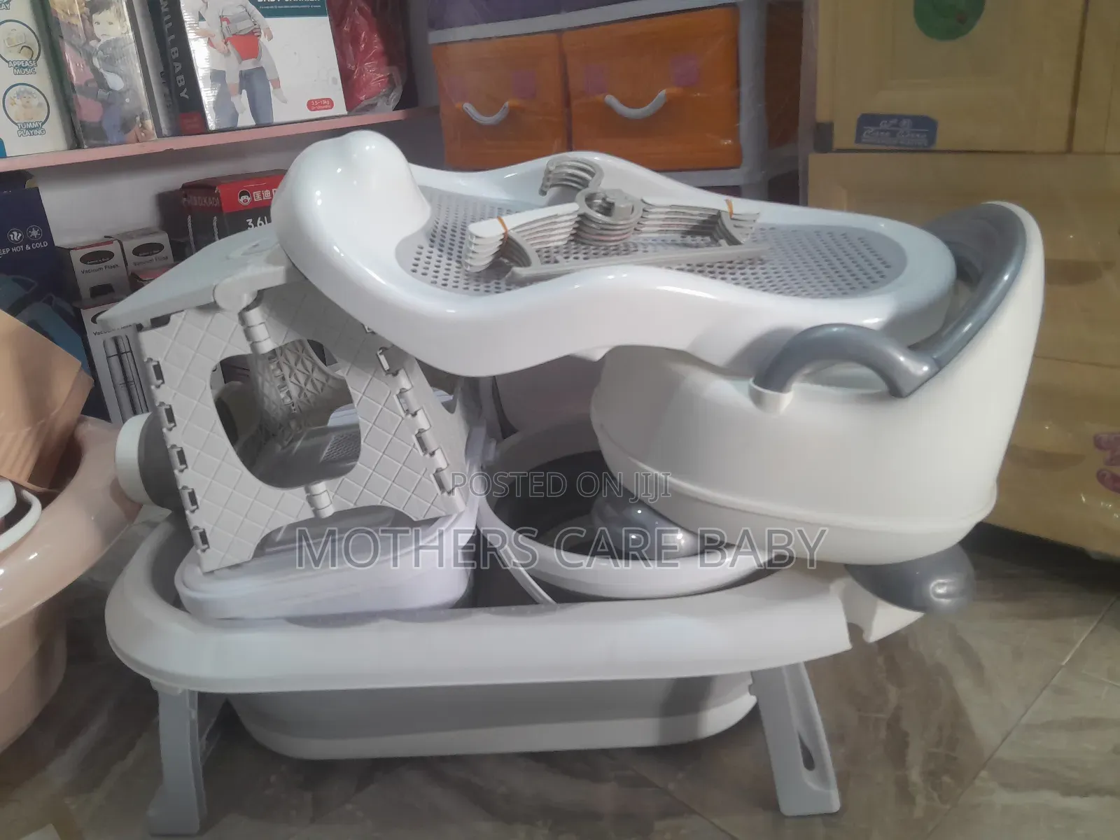 Foriegn Bath Tub