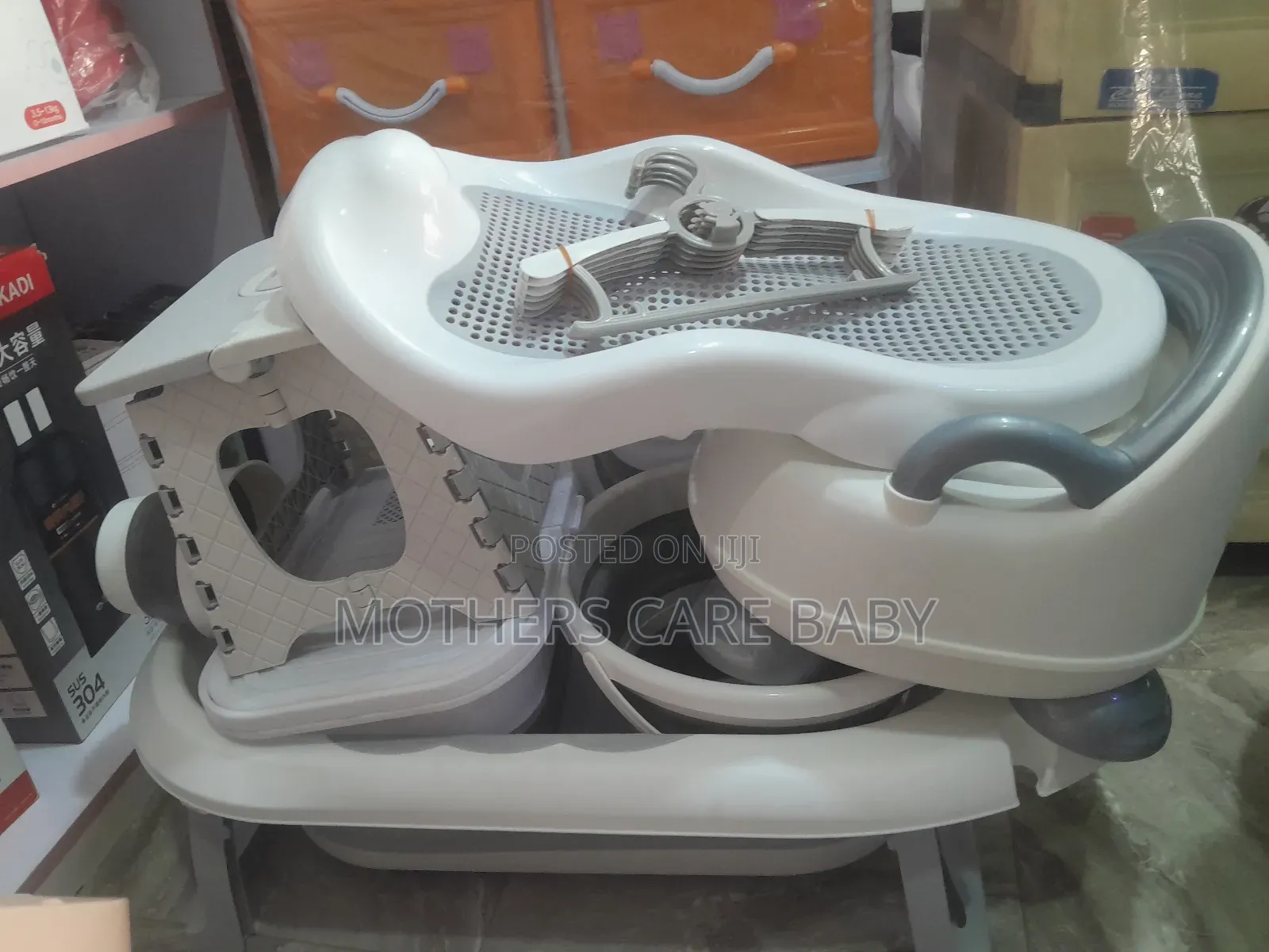 Foriegn Bath Tub
