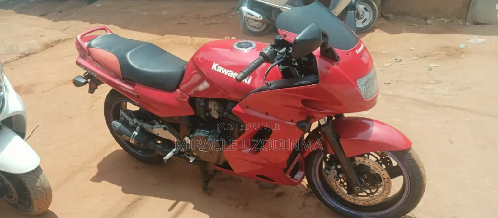 Kawasaki 2001 Red