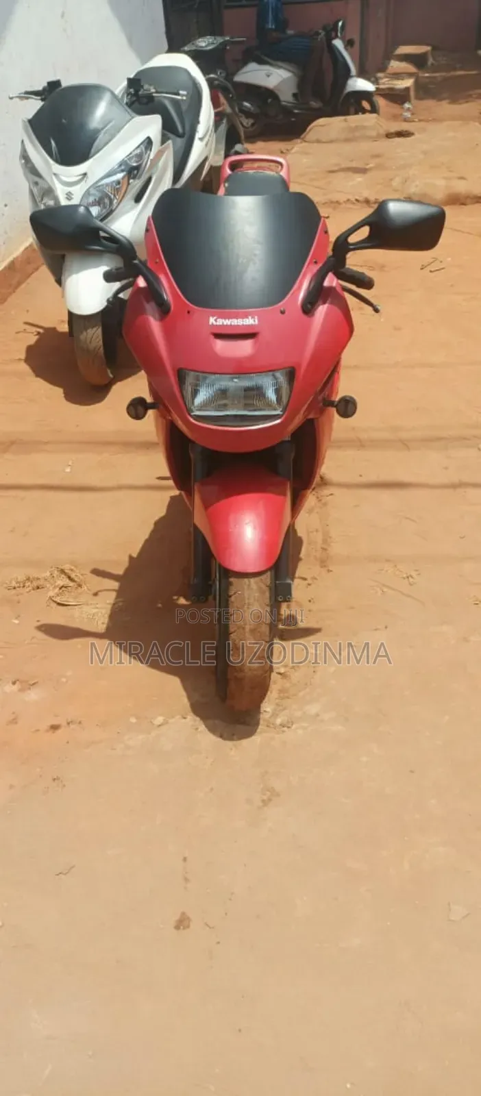 Kawasaki 2001 Red
