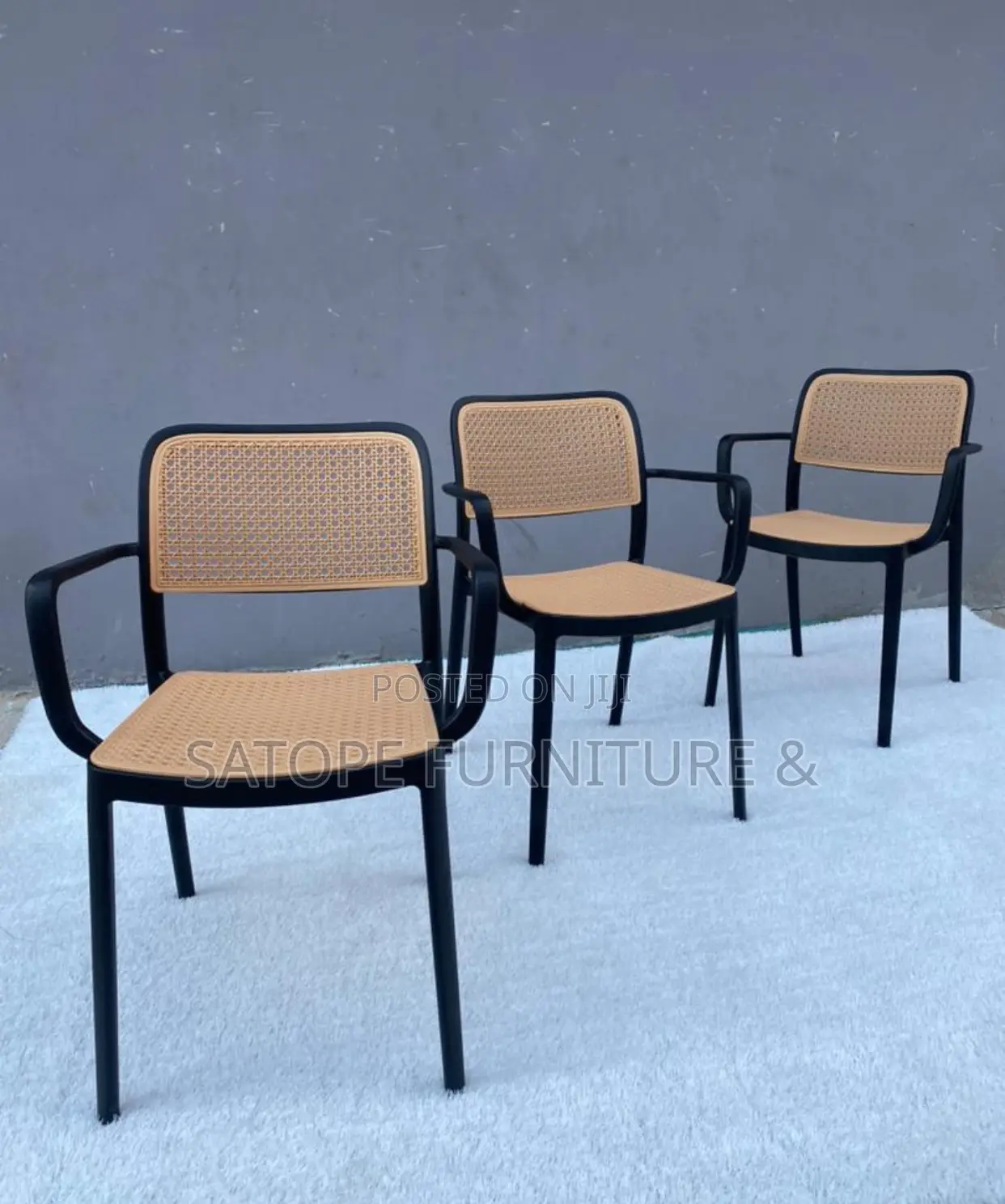 Event and Restaurant Plastic Chair