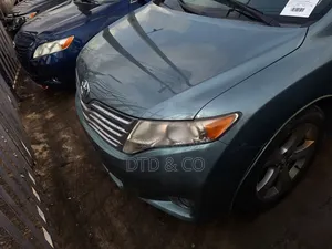 Toyota Venza 2010 Green