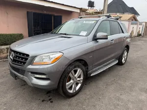 Mercedes-Benz M Class ML 350 4Matic 2012 Gray