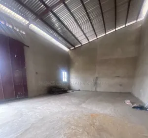 Warehouse to Let in Surulere