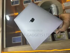 Laptop Apple MacBook Pro 2019 16GB Intel Core i7 SSD 512GB