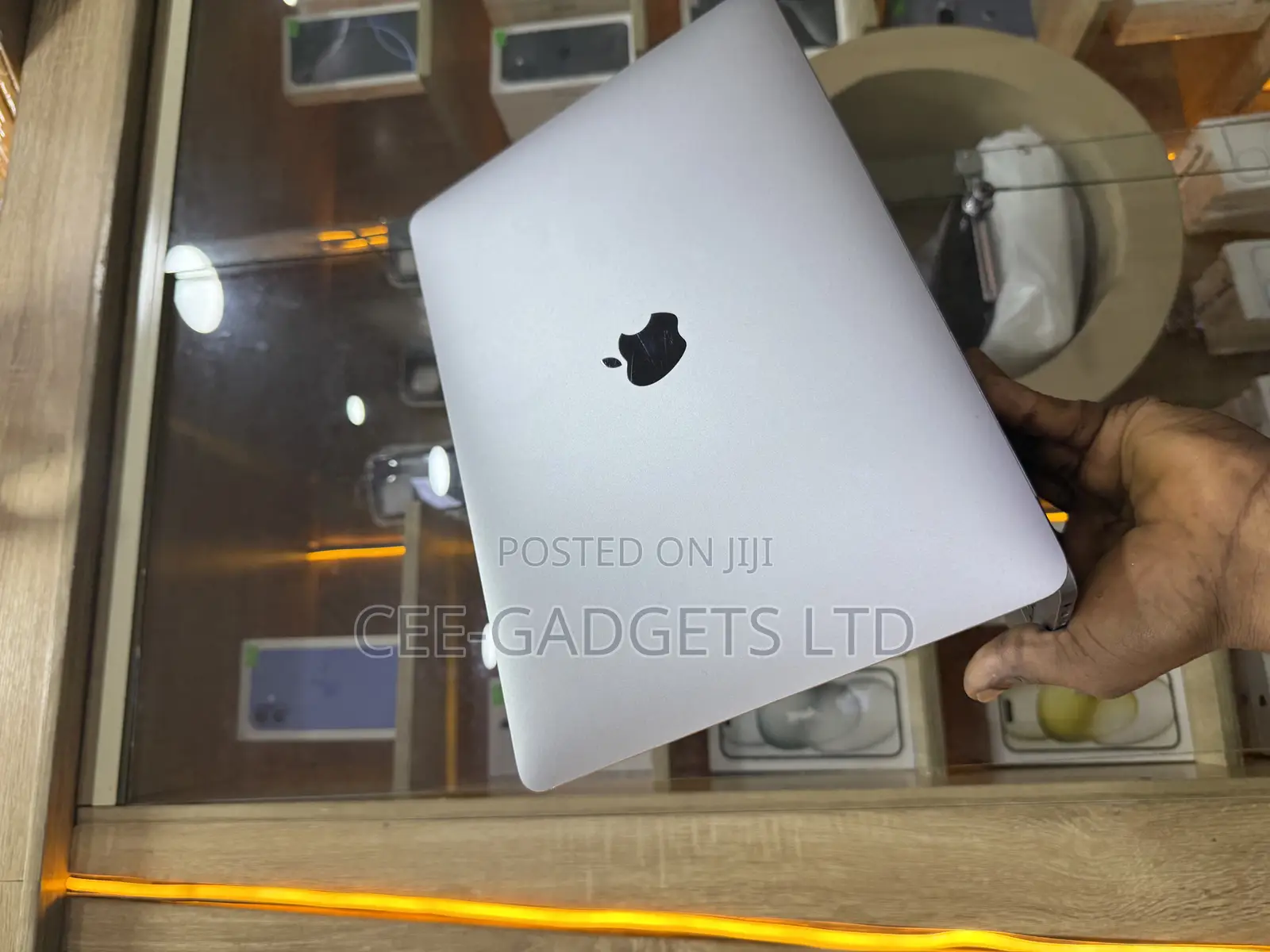 Laptop Apple MacBook Pro 2019 16GB Intel Core i7 SSD 512GB