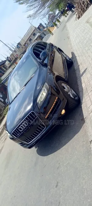 Audi Q7 2014 Black