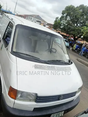 Volkswagen Transporter 2005 White