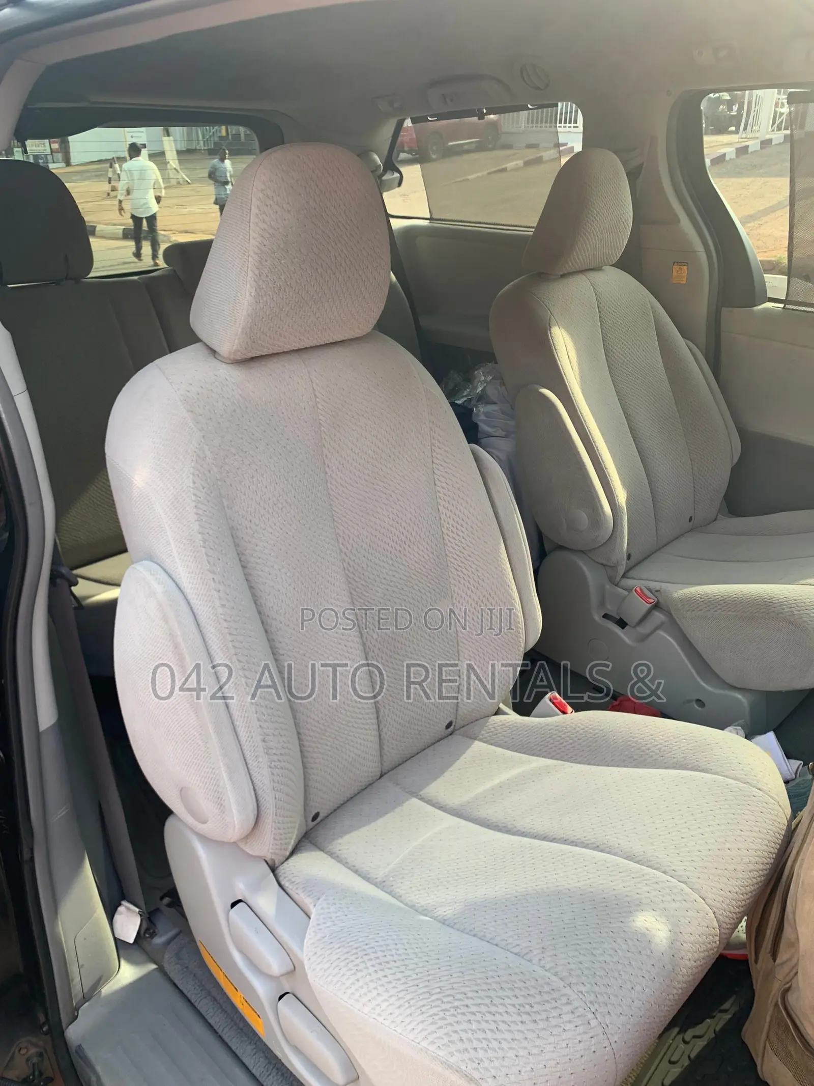 Toyota Sienna for Hire