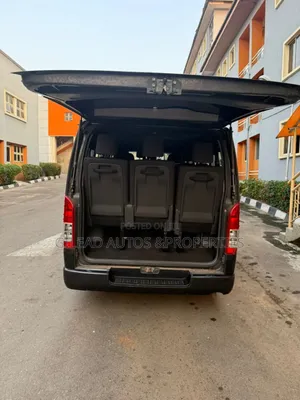 Toyota HiAce 2015 Grey