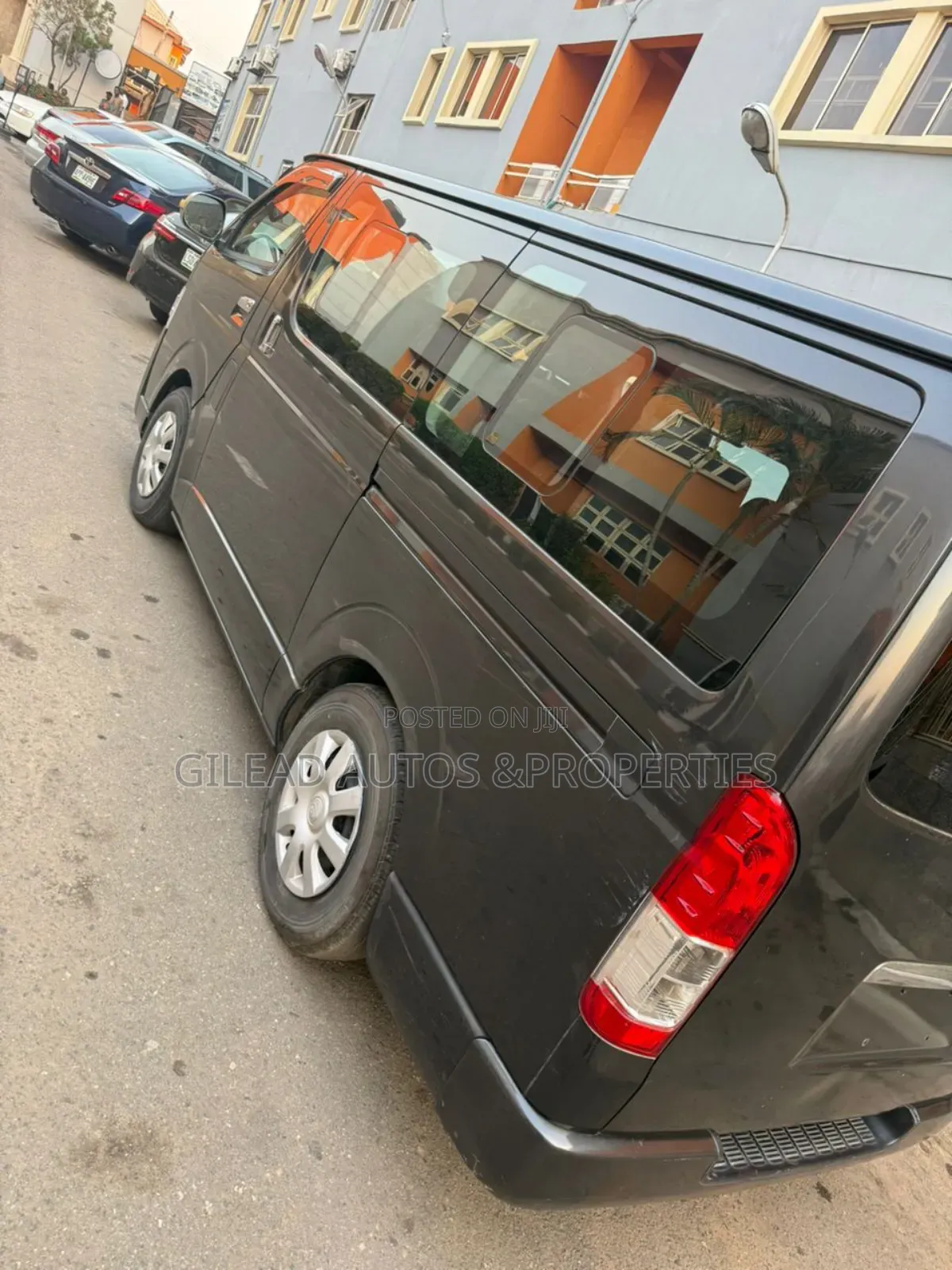Toyota HiAce 2015 Grey