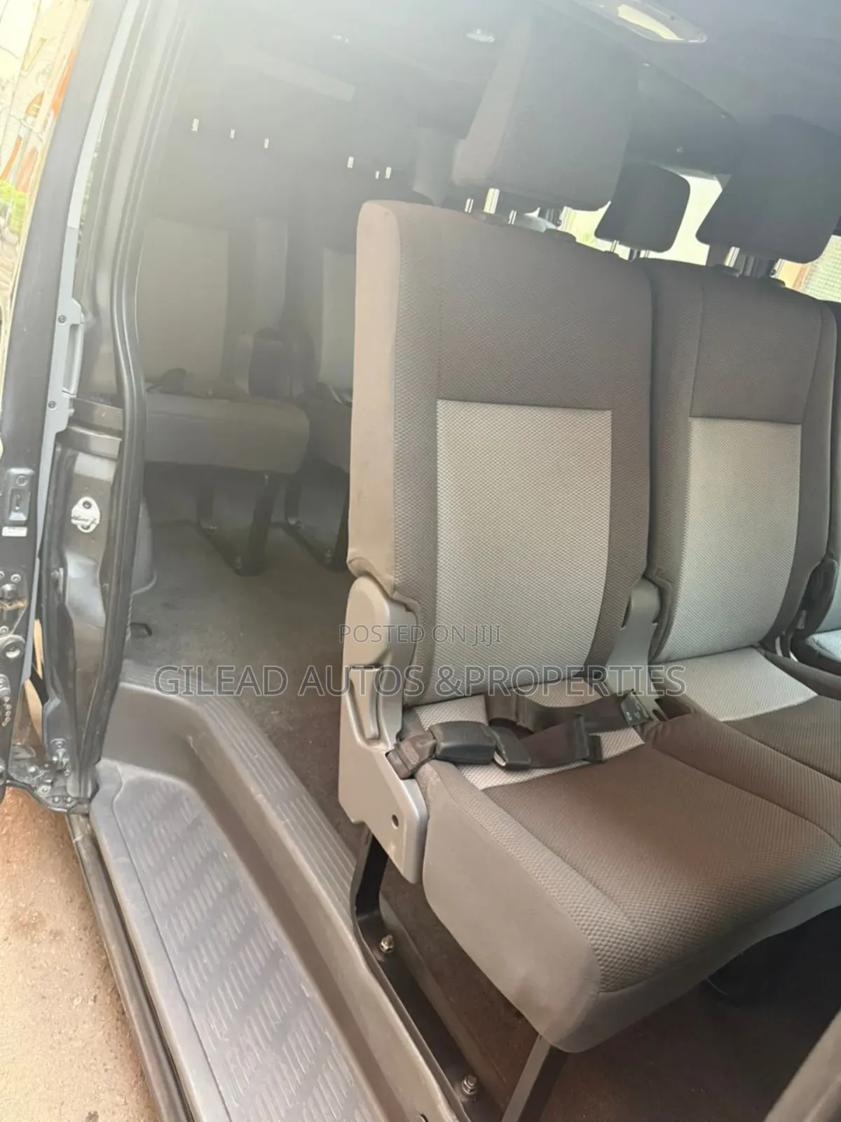 Toyota HiAce 2015 Grey