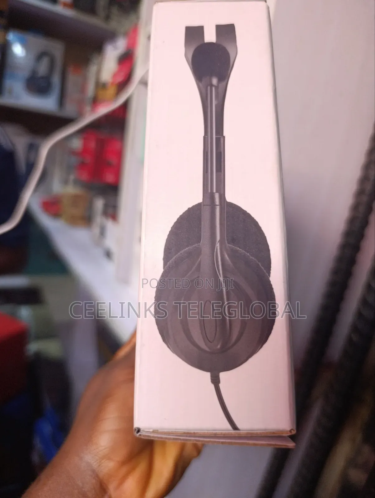 New Logitech Wired Stereo Headset With Microphone