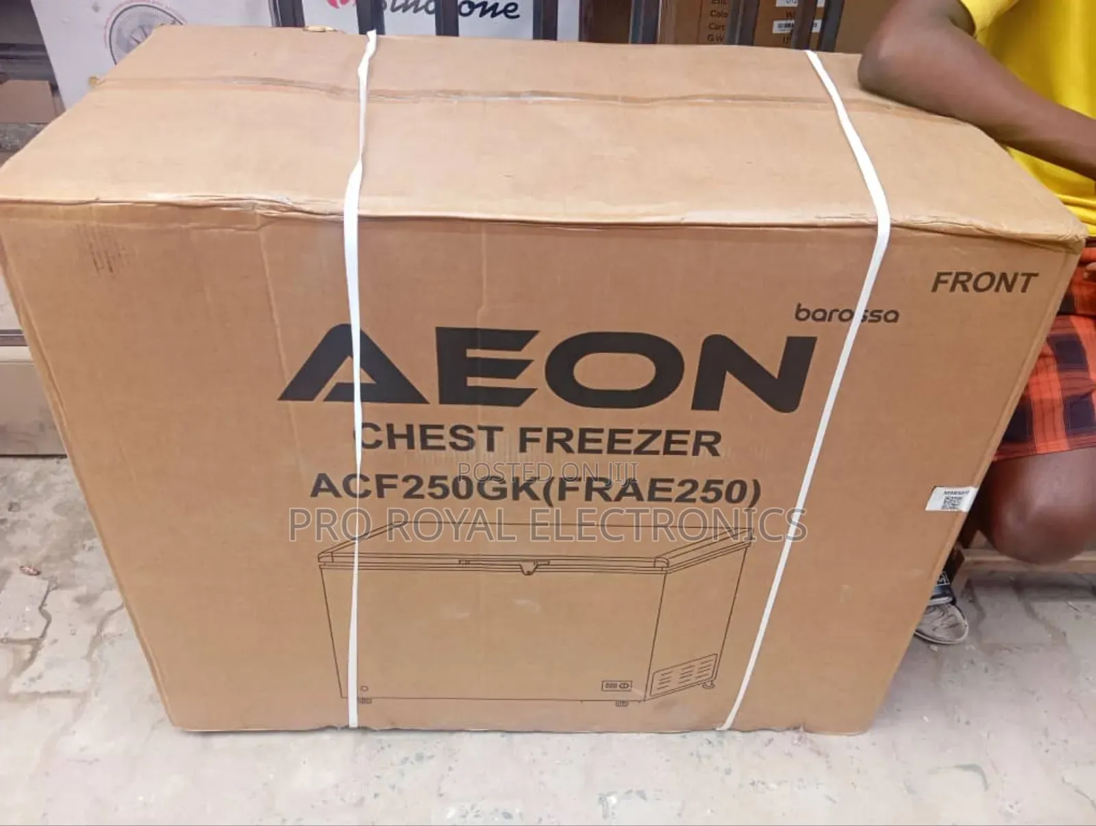 250 Liters Aeon Freezer