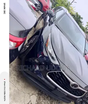 Toyota Highlander XLE AWD 2020 Blue