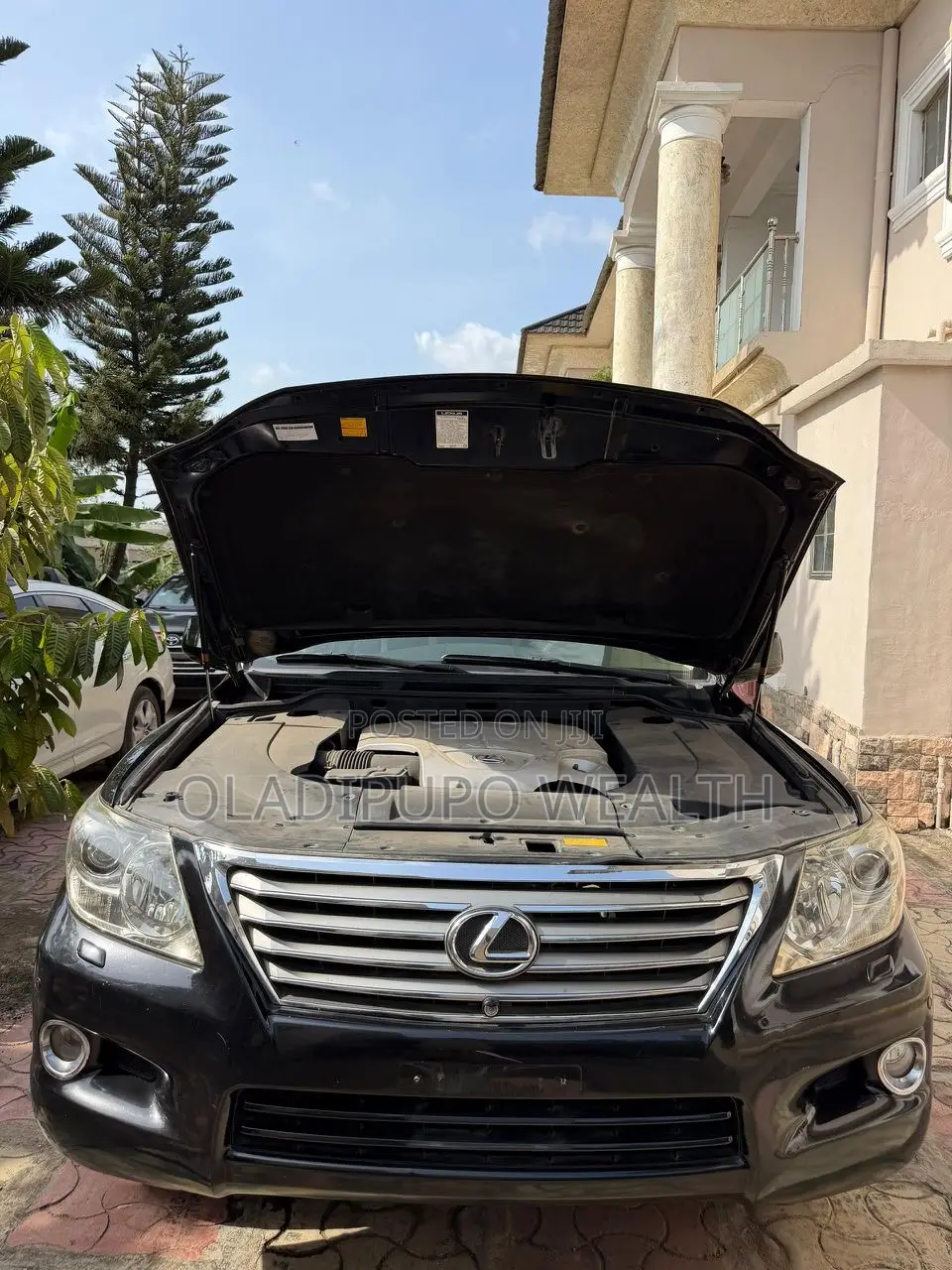 Lexus LX 570 2010 Black
