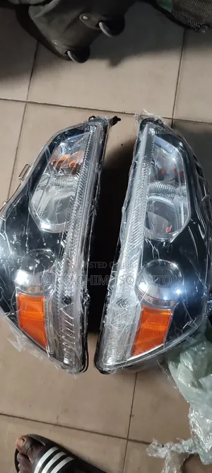 Set Head Lamp Mitsubishi Outlander Sport A.S.X 2013 Model